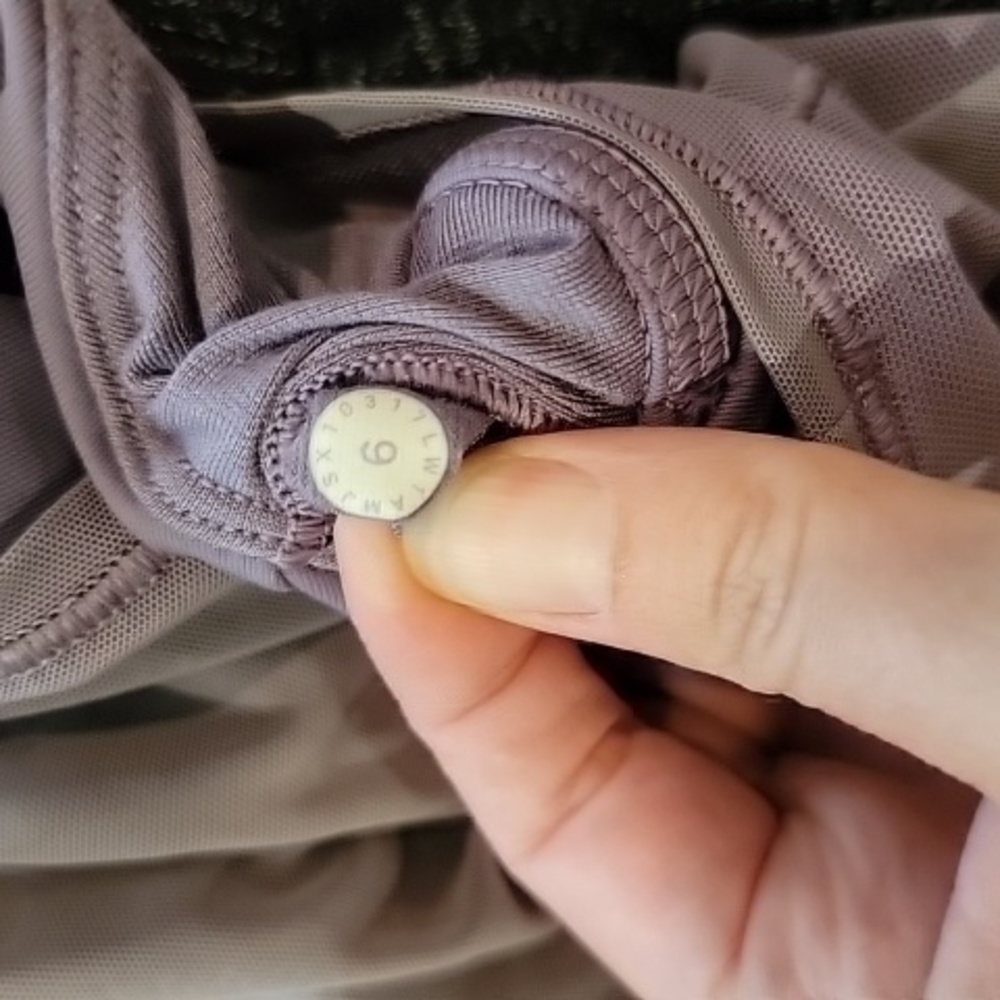 Lululemon Fresh in Mesh tank top - Dusky Lavender - Picture 9 of 11